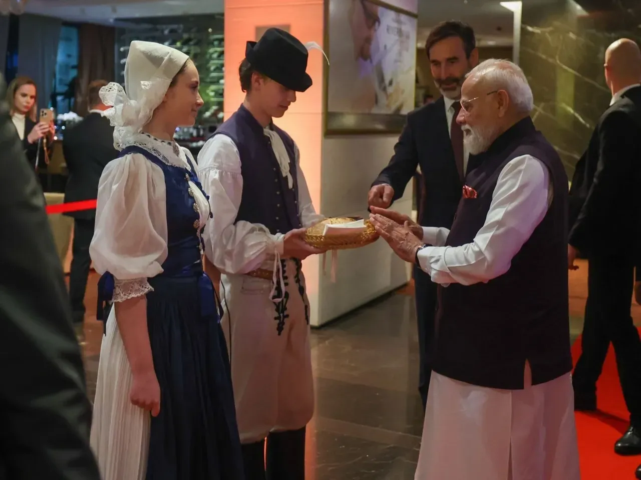 PM Modi receives traditional Slovakian welcome; lauds rich cultural heritage