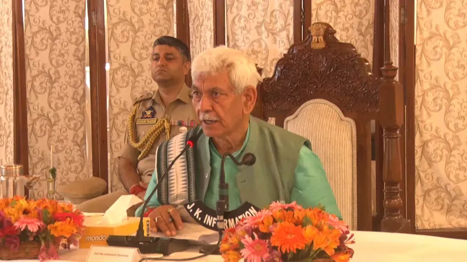 Ensure safe, seamless, spiritually fulfilling AmarnathYatra: LG Sinha