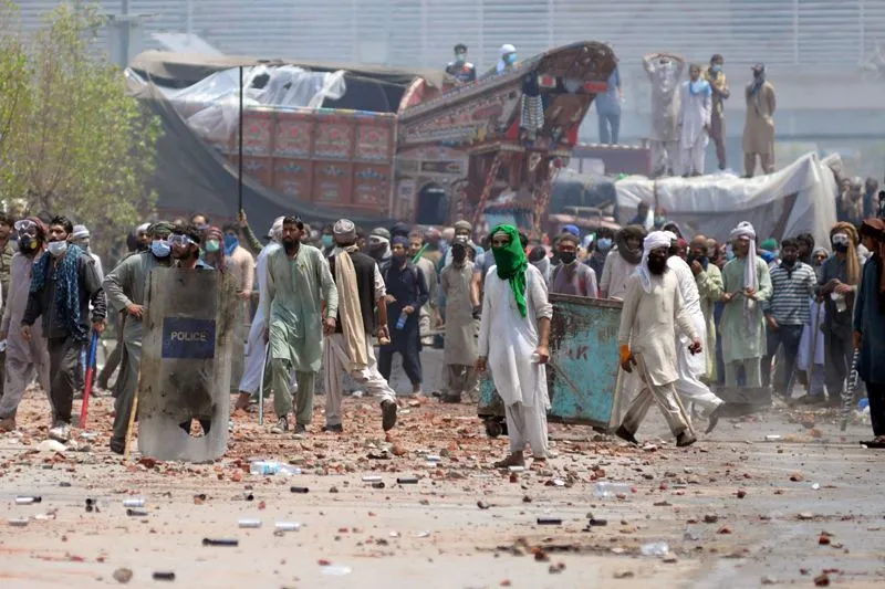 Tensions prevail in PoK as clashes continue between security forces and JAAC activists amid elections