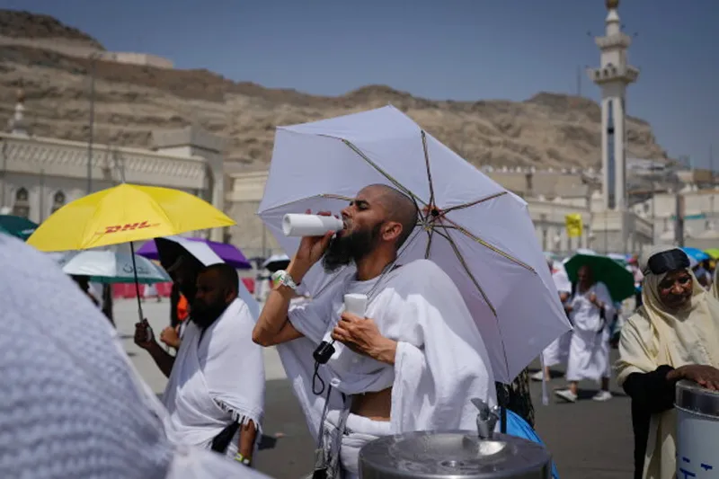 Muslim pilgrims perform Hajj rituals under intense heat as Eid al-Adha celebrations start