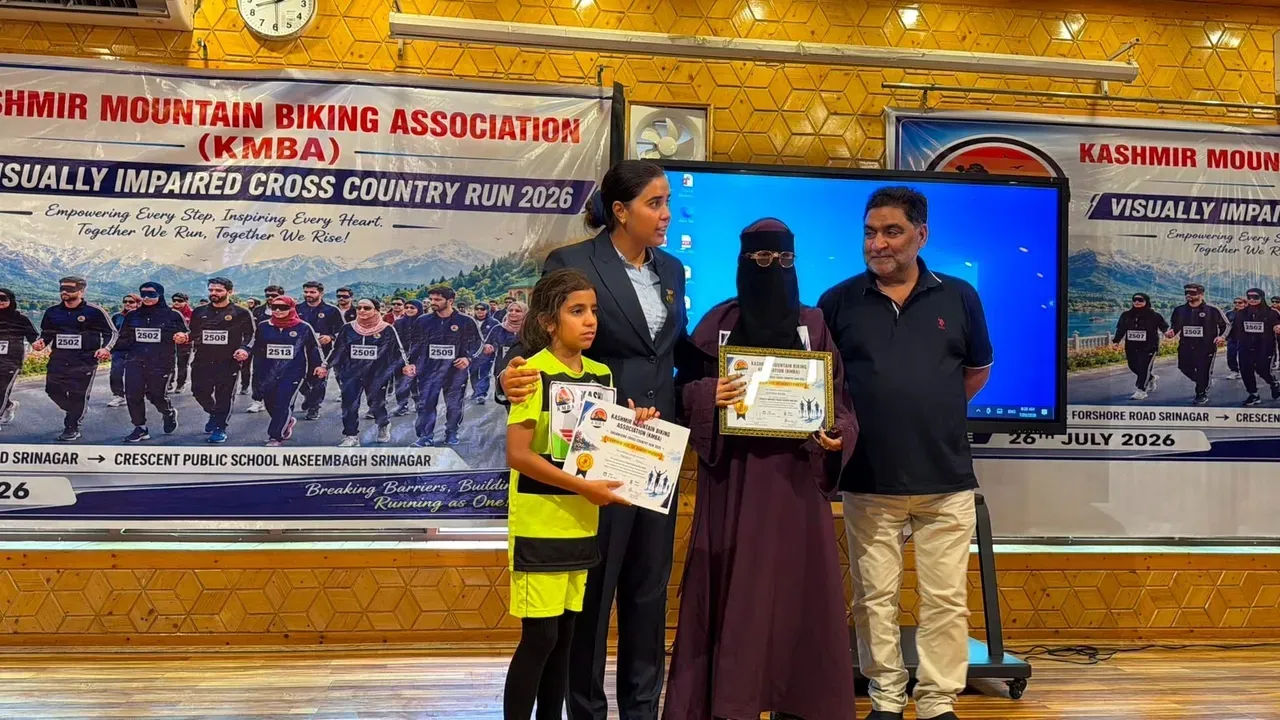 Kashmir's first blind cross-country run : Young girl becomes 'guiding stick' to blind runner