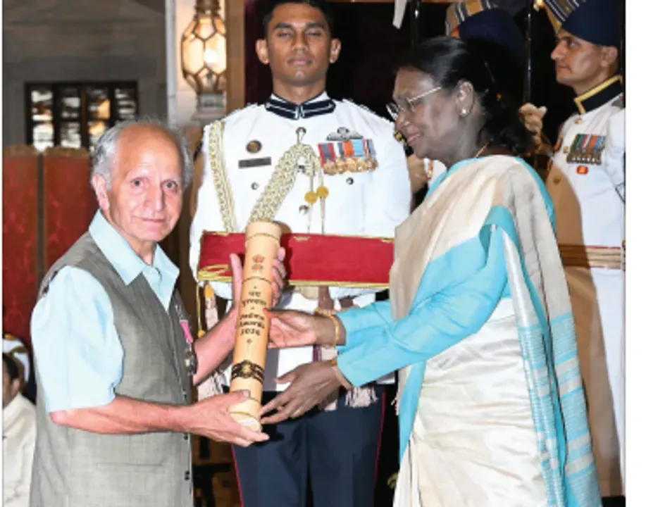 President Droupadi Murmu presents Padma Awards 2026 at Rashtrapati Bhavan; Prof. Shafi Shauq among honourees