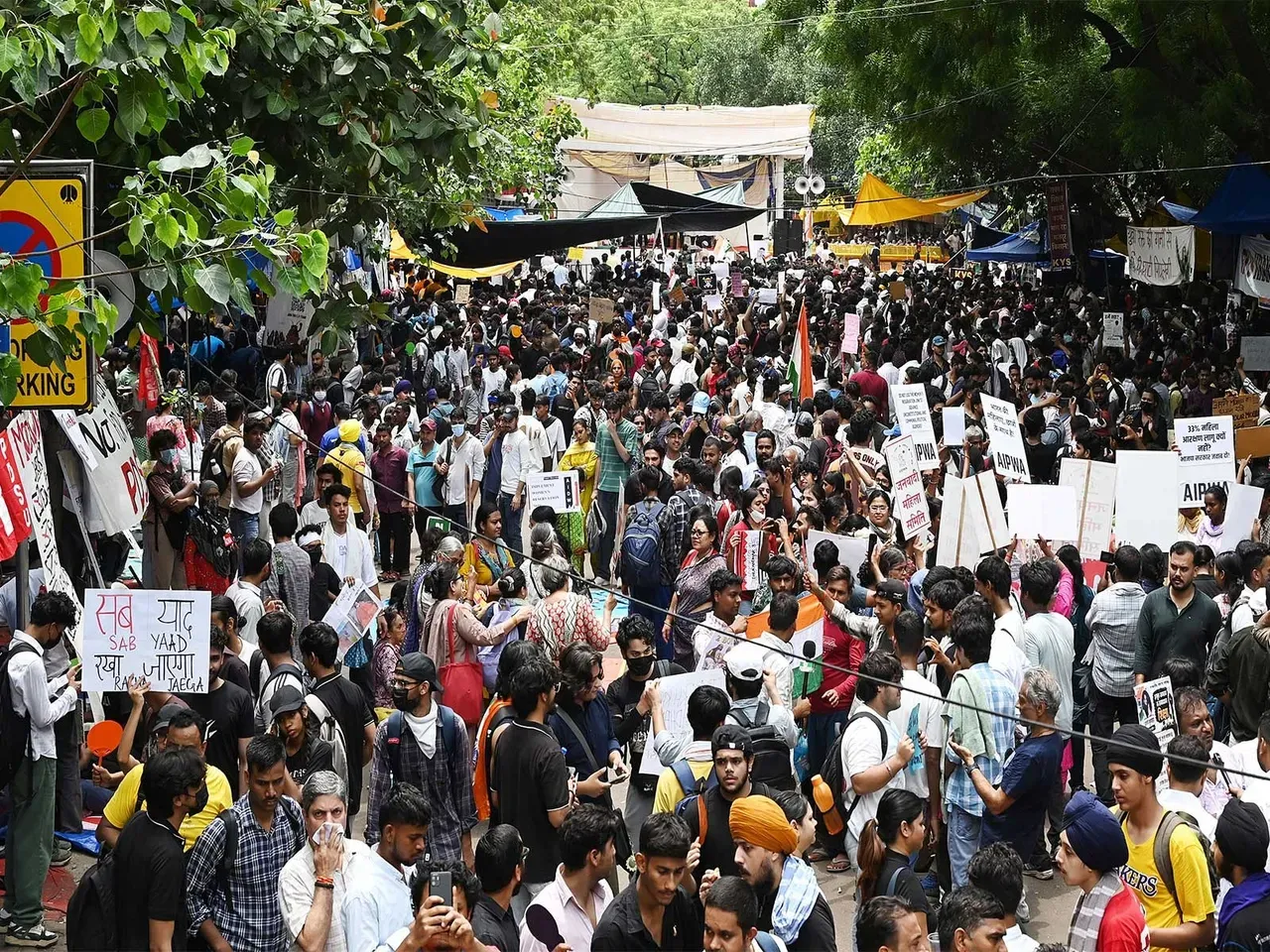 CJP to meet Union Ministers at 12.30 PM at Constitution Club; say protest to continue till Education Minister resigns