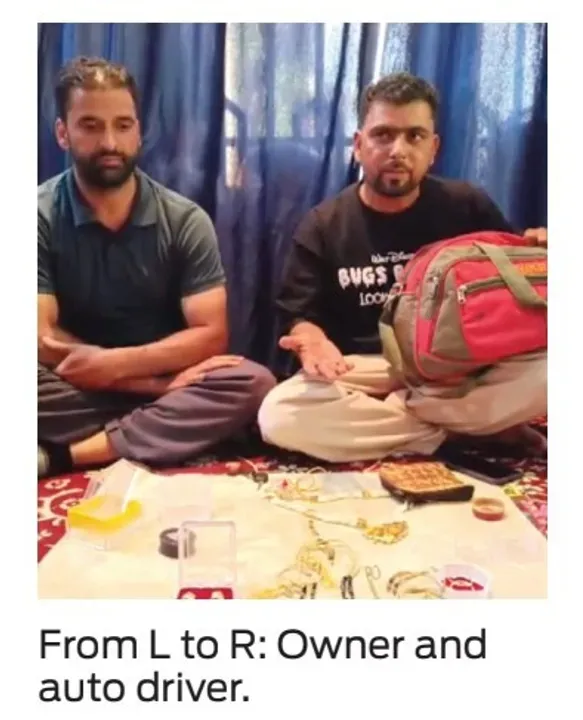 Anantnag auto driver returns ornaments worth Rs 10 lakh to rightful owner